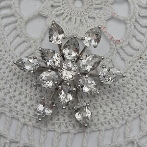 KN 925 Snowflake Brooch Sterling Silver Cubic Zirconia Pendant Sparkling
